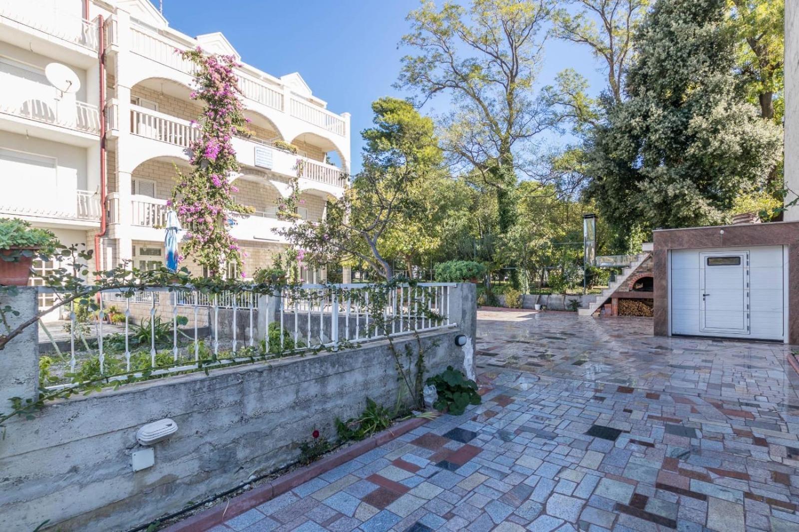 Apartments Dino Kaštela Exteriér fotografie
